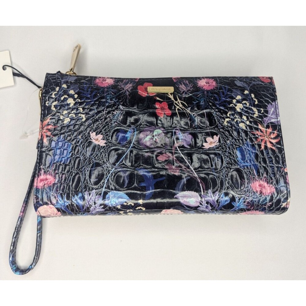 Brahmin Daisy Large Zip Wristlet - Folktale Melbourne, NWT - Picture 2 of 9